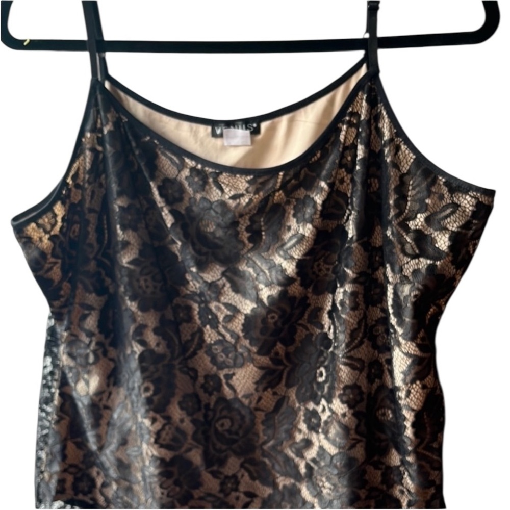 Venus size 1X Black Camisole Top with nude lining adjustable NWOT